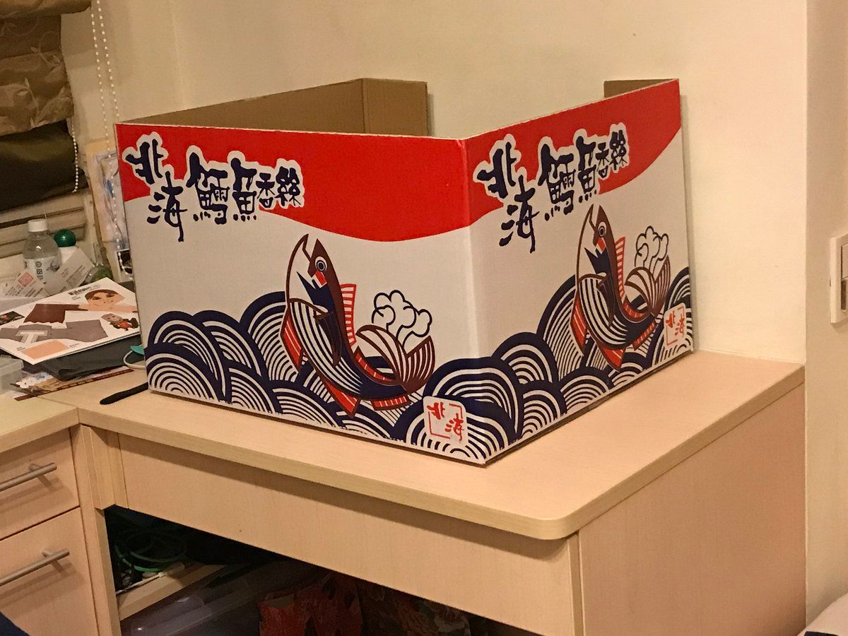 oh my god twitter doesn’t include alt text from images in their API